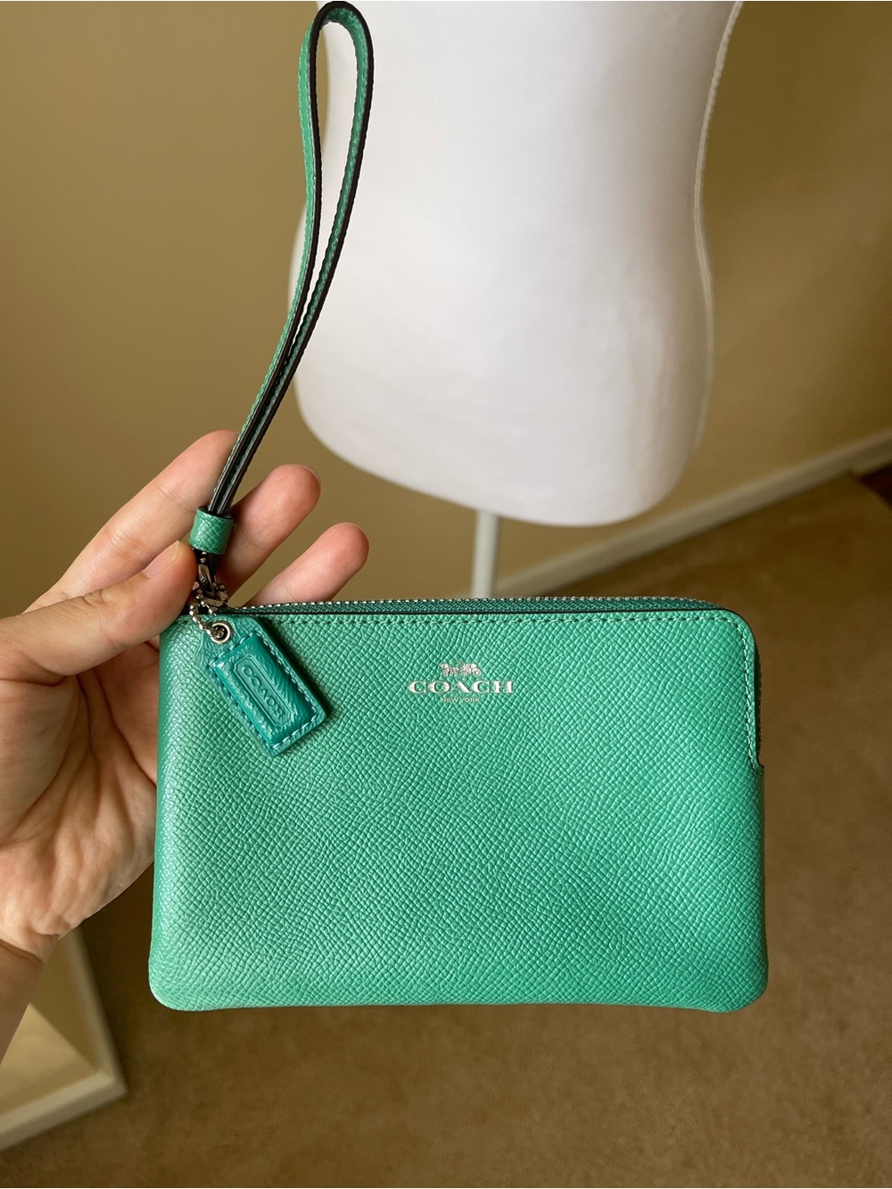 COACH Green Leather Wristlet with Detachable Strap